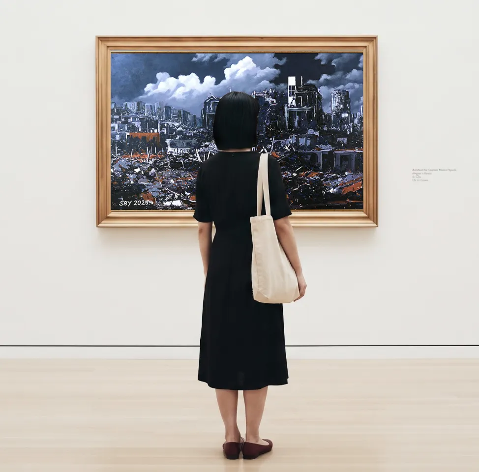 Pengunjung Pameran Tunggal Lukisan Susilo Bambang Yudhoyono